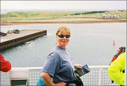 [26_Becky_Leaves_PEI.jpg]