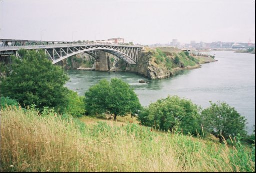 [36_Reversing_Falls_Bridge.jpg]