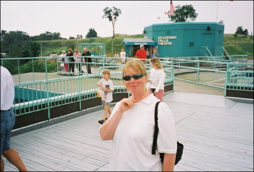 [38_Becky_on_the_Bridge.jpg]