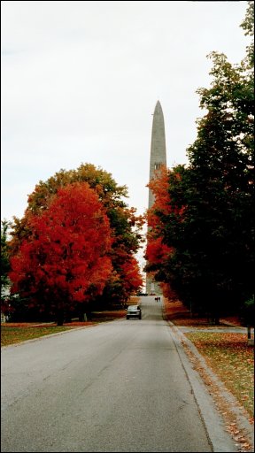 [08_Bennington_Memorial.jpg]